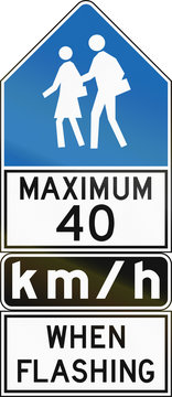 Canadian regulatory road sign - Maximum 40 kmh when flashing, old version. This sign is used in Ontario