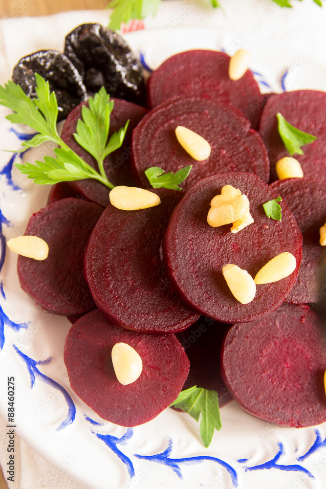 Poster Beet salad with nuts