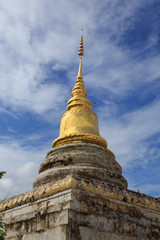 Fototapeta premium Buddha's relics Golden pagoda Nan Province Thailand