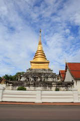 Fototapeta premium Buddha's relics Golden pagoda Nan Province Thailand