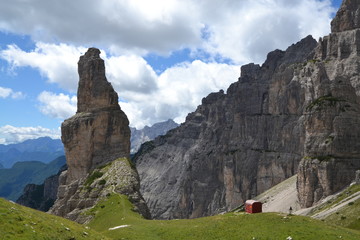 Parco delle Dolomiti Friulane - Campanile di val Montanaia e bivacco Perugini