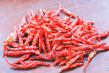 dried chilies red