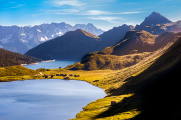 Ritom lake © EyesTravelling