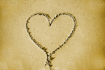 heart on sand