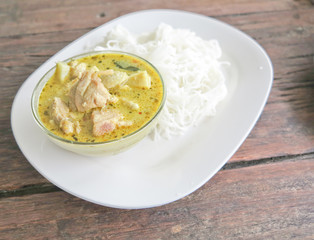 Traditional Thai cuisine, rice vermicelli eaten with green curry