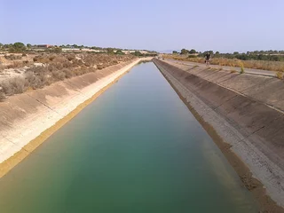 Fotobehang Kanaal Trasvase de agua