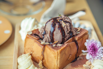 honey toast