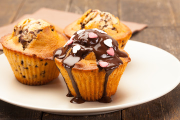 Tasty cupcakes with chocolate