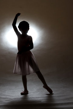 girl ballet asia silhouette style