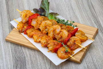 Raw prawn skewer