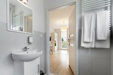 Modern, compact bathroom in scandinavian style