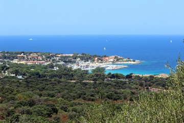 Fototapeta na wymiar Marine de Sant'Ambroggio ( Haute-Corse )