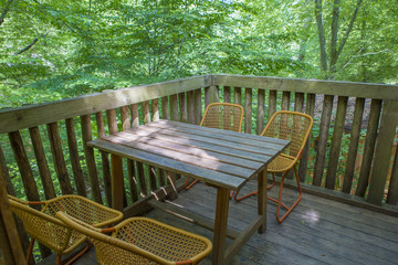 Dormir et vivre dans les arbres