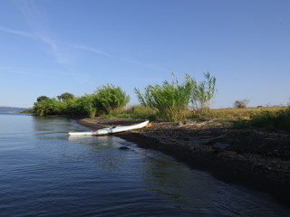 canoa, lago di Bolsena