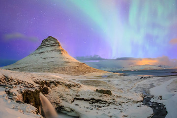 Spectacular northern lights appear over Mount Kirkjufell