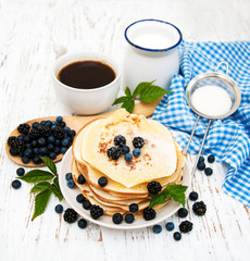 Pancakes with berries