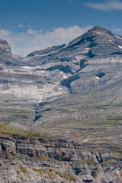 Monte Perdido and La Br&egrave;che de Roland, with Refugio de Goriz and ordesa valley