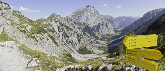 Wanderung zur Lamsenjochh&uuml;tte im Karwendelgebirge