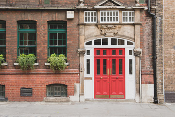 Fototapeta na wymiar Beautiful entrance of a typical house in London.