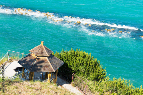 Gazebo in riva al mare