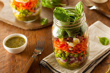 Healthy Homemade Mason Jar Salad