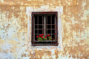 Fototapeta na wymiar Sudtirol window