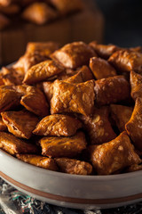 Organic Salty Peanut Butter Pretzel