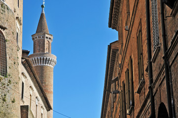 Urbino, verso il Palazzo Ducale - Marche