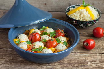 Moroccan tagine with chicken kefta (meatballs)