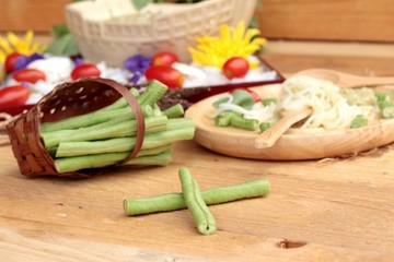 Green curry coconut milk with rice noodle.
