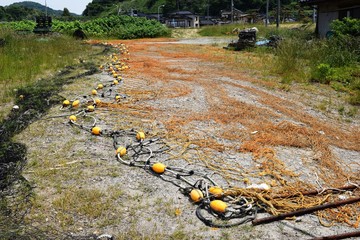 海に生きる漁村の風景／山形県庄内浜の漁港の風景を撮影した写真です。