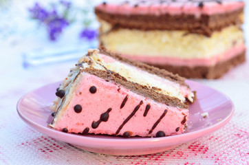 Cake with strawberry souffle