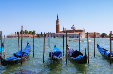 Fototapeta na wymiar Venice and the gondolas in summer
