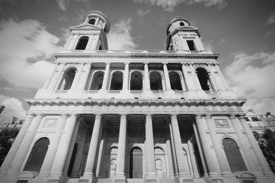 Fototapeta Paris church black and white