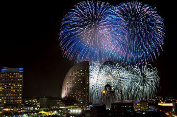 横浜の花火