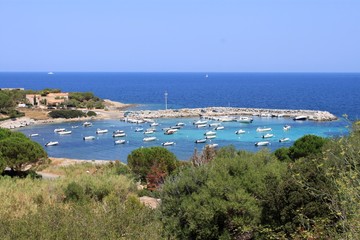 Fototapeta na wymiar San Damiano, hameau côtier d'Algajola ( Hte-Corse )