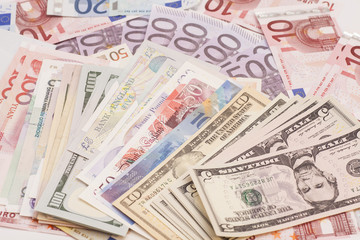 International currencies