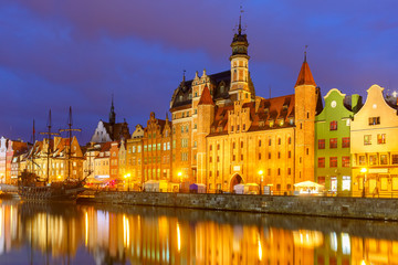 Fototapeta na wymiar Old Town and Motlawa River in Gdansk, Poland