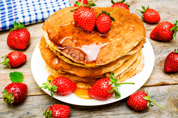 pancakes with fresh berries