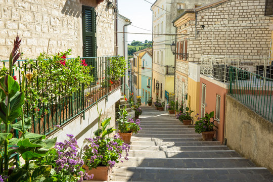 Vicolo di Numana, Marche, Italia