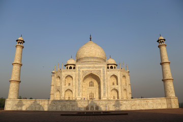 Fototapeta na wymiar Taj Mahal - Denkmal der Liebe