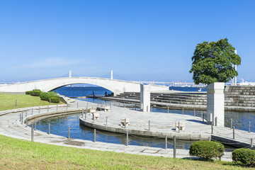横浜みなとみらい／臨港パークの潮入りの池