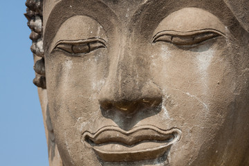 Fototapeta na wymiar Buddha face in Wat Chaiwatthanaram, Ayutthaya, Thailand