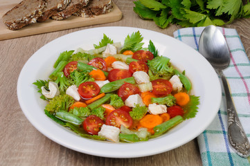 Vegetable soup with chicken