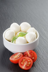 mozzarella balls with tomatoes and basil