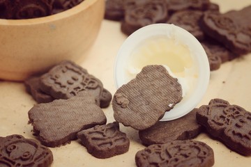 mini chocolate cookies