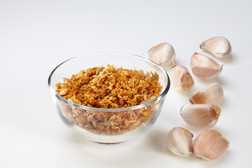 Fototapeta na wymiar Fried garlic