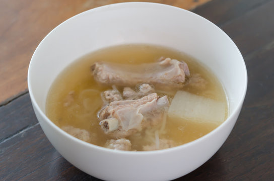 Pork ribs clear soup