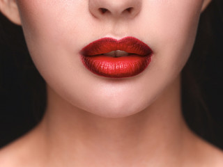 Obraz premium Close up portrait of beautiful young woman face