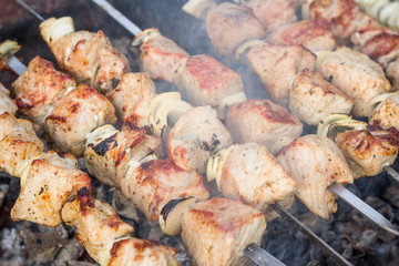 Frying meat on skewers